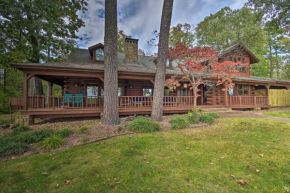 Hot Tub, Grill Hilltop Log Cabin in Hot Springs!